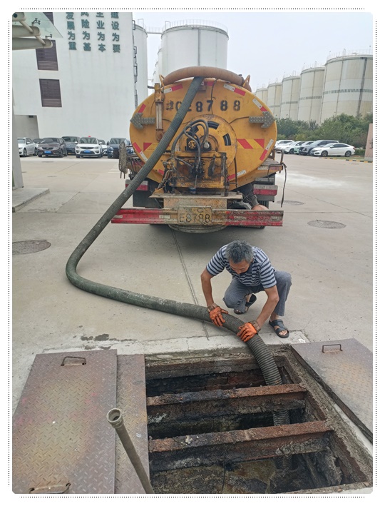 白沙隔油池清掏