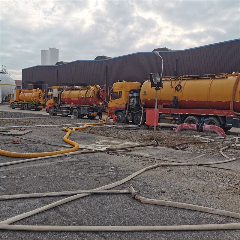 白沙污水池清理