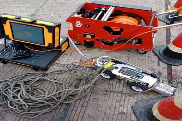 白沙CCTV管道检测机器人